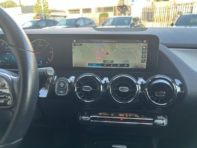 MERCEDES-BENZ GLA 200 D AUTOMATIC BUSINESS EXTRA - foto 9