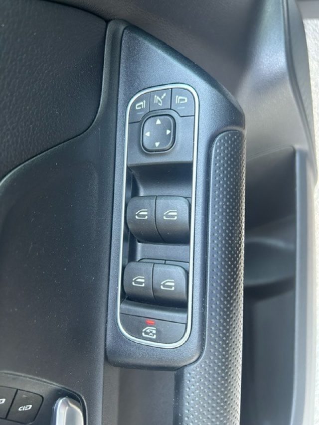 MERCEDES-BENZ GLA 200 D AUTOMATIC BUSINESS EXTRA - foto 18