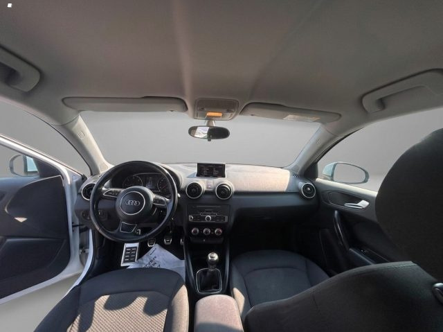 AUDI A1 1.4 TDI S TRONIC - foto 6