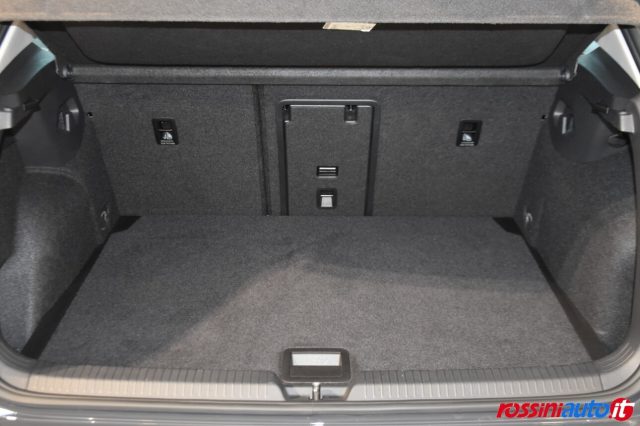 VOLKSWAGEN GOLF 8 1.5 ETSI 150 CV DSG LIFE + NAV - foto 16