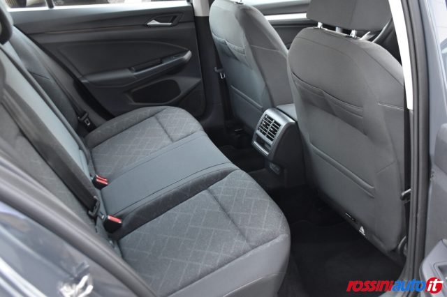 VOLKSWAGEN GOLF 8 1.5 ETSI 150 CV DSG LIFE + NAV - foto 13
