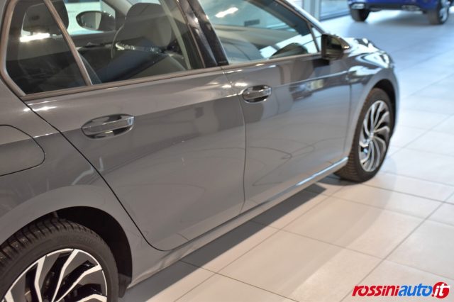 VOLKSWAGEN GOLF 8 1.5 ETSI 150 CV DSG LIFE + NAV - foto 26