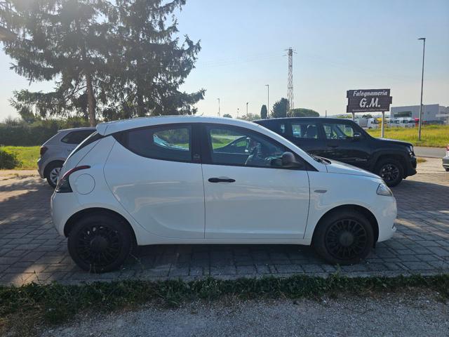 LANCIA YPSILON 1.0 FIREFLY 5 PORTE S&S HYBRID E - foto 6