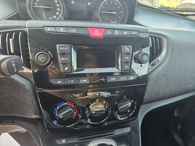 LANCIA YPSILON 1.0 FIREFLY 5 PORTE S&S HYBRID E - foto 11