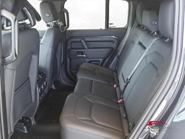 LAND ROVER DEFENDER L663 3.0 AJ20-D6H AWD 5DR SWB X- - foto 8