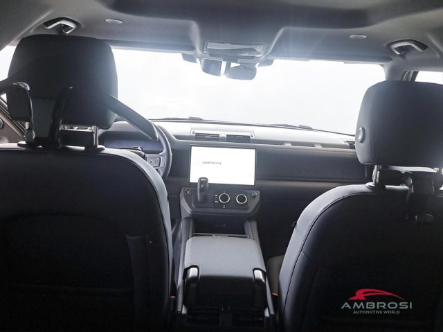 LAND ROVER DEFENDER L663 3.0 AJ20-D6H AWD 5DR SWB X- - foto 10
