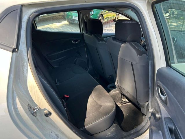 RENAULT CLIO IV 2017 5 PORTE 1.2 16V ZEN - foto 9