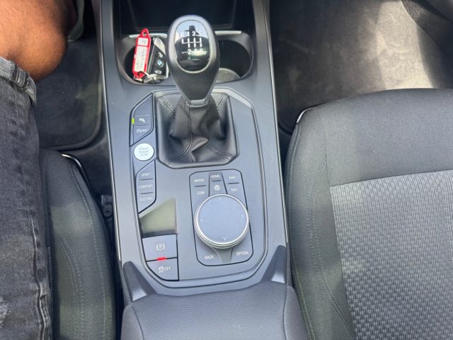 BMW 118 I 5P. ADVANTAGE - foto 23