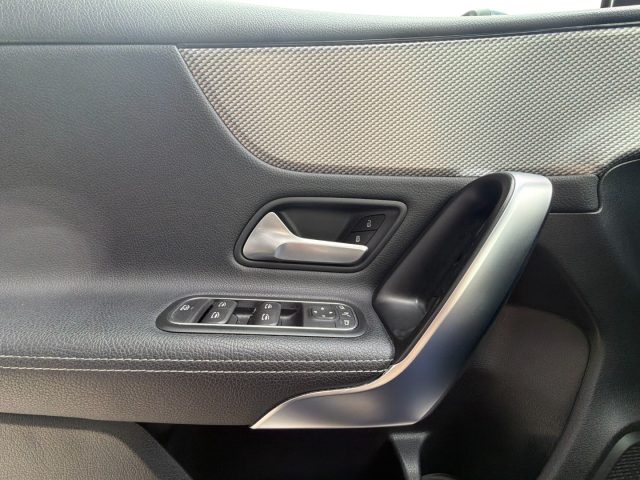 MERCEDES-BENZ A 180 D AUTOMATIC SPORT - foto 15