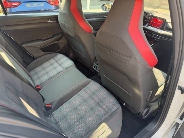 VOLKSWAGEN GOLF 2.0 TSI DSG GTI - foto 16