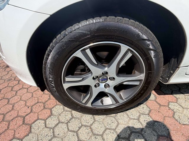 VOLVO XC60 XC60 I  2.0 D4 MOMENTUM 181CV - foto 13