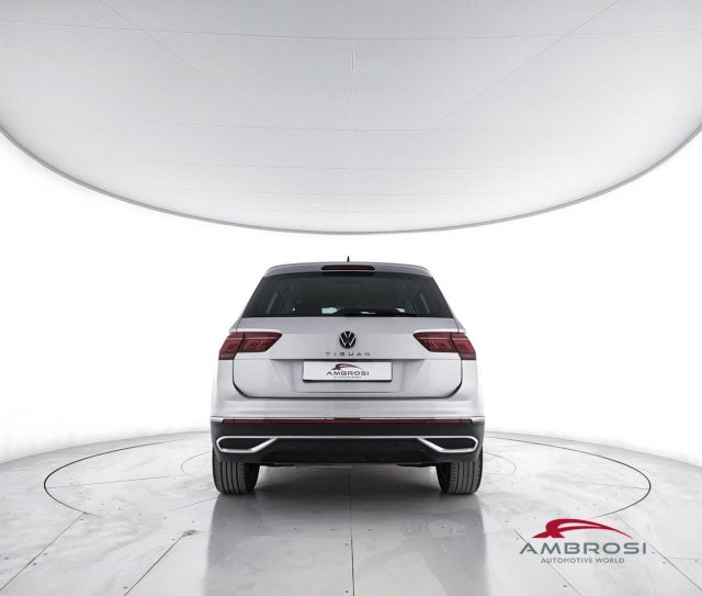 VOLKSWAGEN TIGUAN 2.0 TDI ELEGANCE 150CV DSG - foto 6