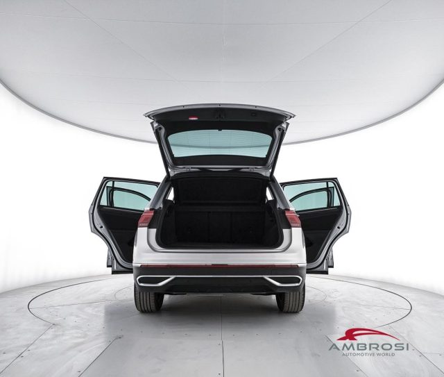 VOLKSWAGEN TIGUAN 2.0 TDI ELEGANCE 150CV DSG - foto 7