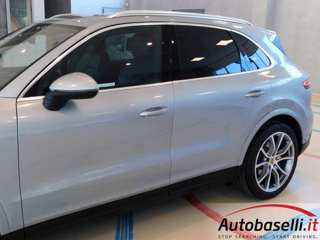 PORSCHE CAYENNE 3.0 V6 TIPTRONIC 340CV, CERCHI 2 - foto 30