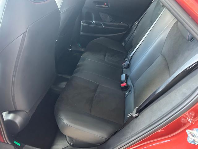 TOYOTA C-HR 2.0 PHEV GR SPORT - foto 12