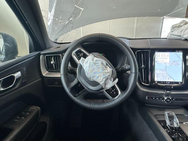 VOLVO XC60 B4 D AWD PLUS DARK - foto 17