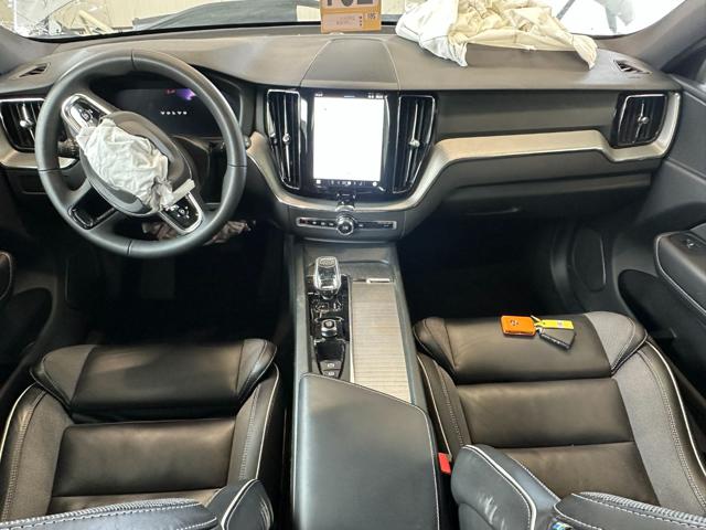 VOLVO XC60 B4 D AWD PLUS DARK - foto 16