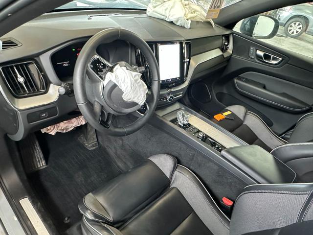 VOLVO XC60 B4 D AWD PLUS DARK - foto 15