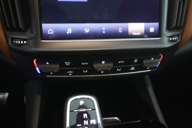 MASERATI LEVANTE LEVANTE 330 CV MHEV AWD GT - foto 13