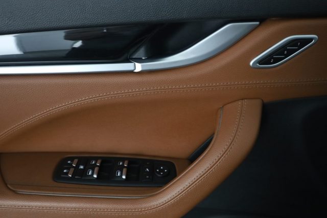 MASERATI LEVANTE LEVANTE 330 CV MHEV AWD GT - foto 17