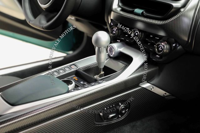 ASTON MARTIN VALOUR | 1 OF 110 LIMITED EDITION | FOR - foto 12