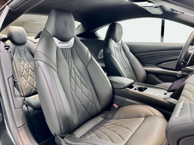 MASERATI GRANTURISMO 3.0 MODENA AWD AUTO,SEDILI VENTI - foto 13