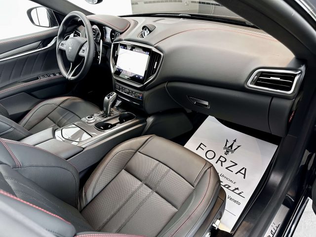 MASERATI GHIBLI 3.0 V6 MODENA S 430CV AWD, FULL  - foto 12
