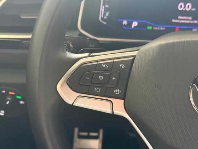 VOLKSWAGEN T-ROC 2.0 TDI 150 CV DSG R-LINE - foto 23