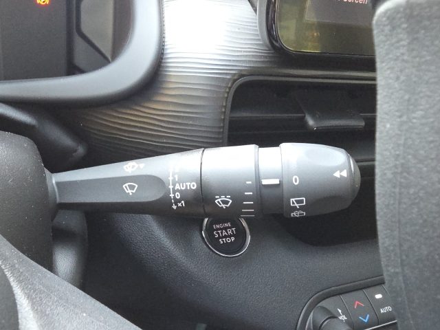 JEEP AVENGER MY25 1200 110CV MHEV AUT. LONGIT - foto 16