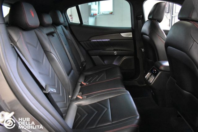 MASERATI GRECALE V6 530 CV AWD TROFEO - foto 26