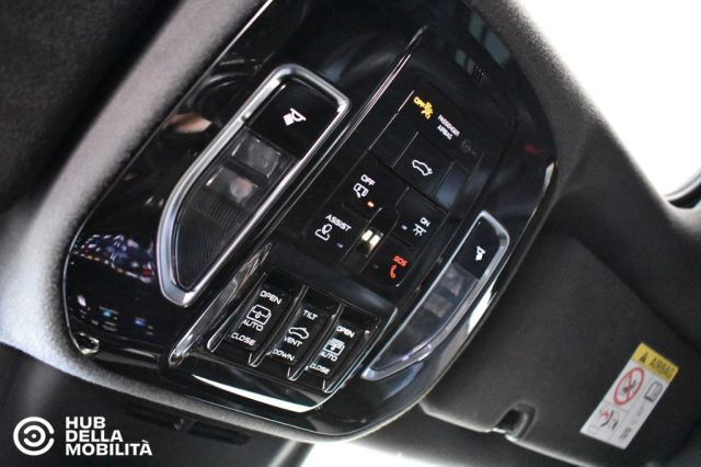 MASERATI GRECALE V6 530 CV AWD TROFEO - foto 34