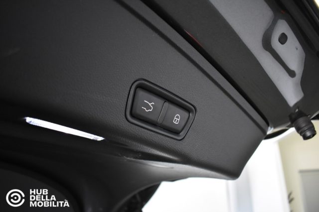 MASERATI GRECALE V6 530 CV AWD TROFEO - foto 35