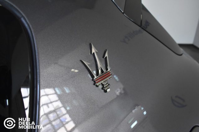 MASERATI GRECALE V6 530 CV AWD TROFEO - foto 37