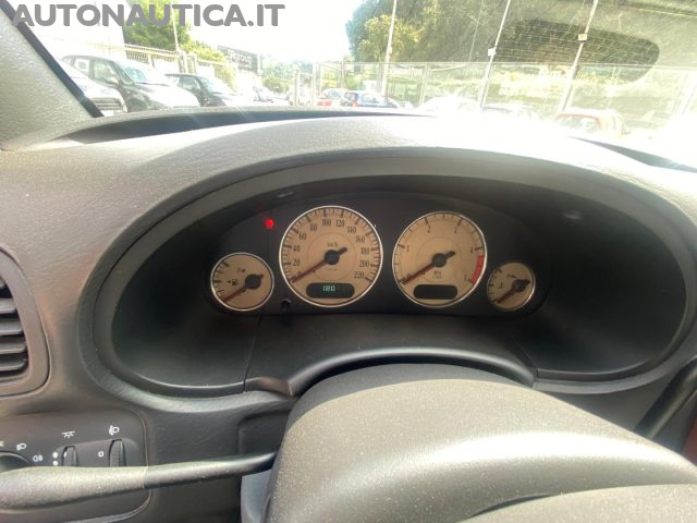 CHRYSLER VOYAGER 2.8 CRD CAT LX 150CV LEATHER AUT - foto 9