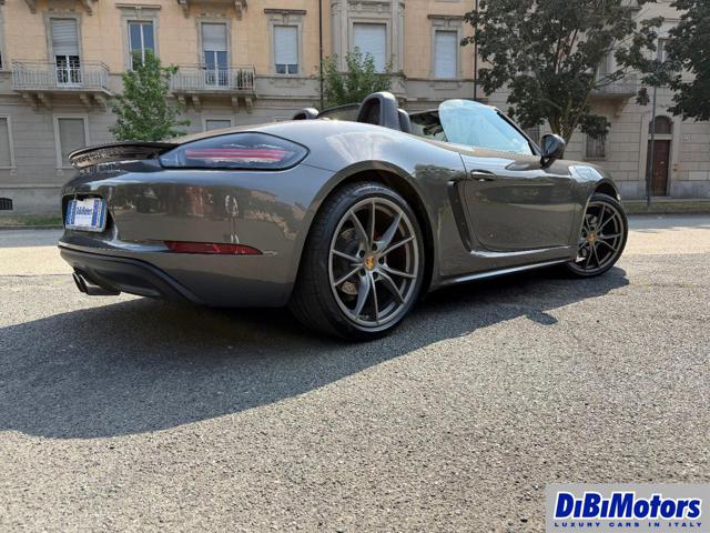 PORSCHE 718 SPYDER 2.0 T GRIGIO AGATA CAPOTTE ROSSA - foto 6