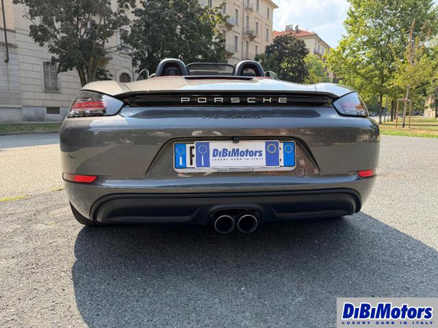 PORSCHE 718 SPYDER 2.0 T GRIGIO AGATA CAPOTTE ROSSA - foto 8