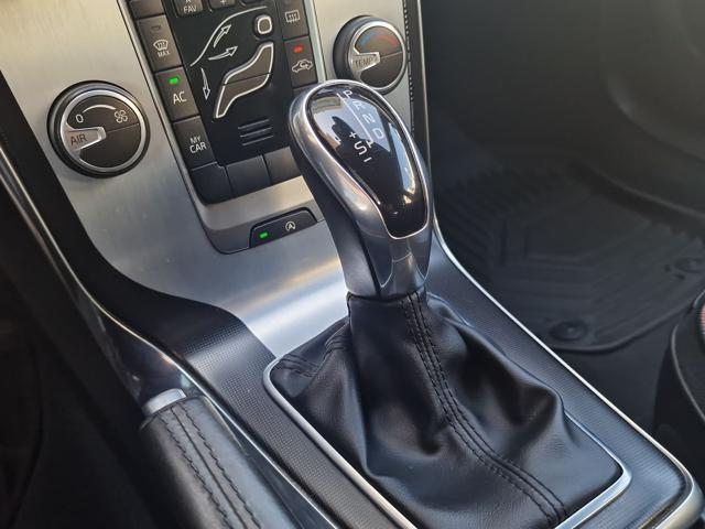 VOLVO V40 CROSS COUNTRY D2 KINETIC - foto 17