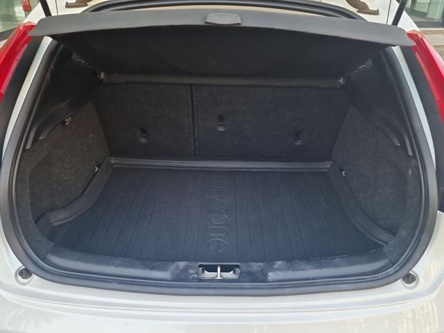 VOLVO V40 CROSS COUNTRY D2 KINETIC - foto 19