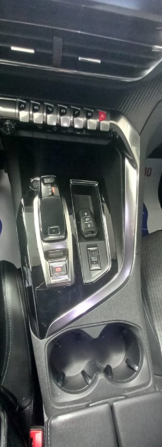 PEUGEOT 3008 BLUEHDI 130 S&S EAT8 ALLURE PACK - foto 12