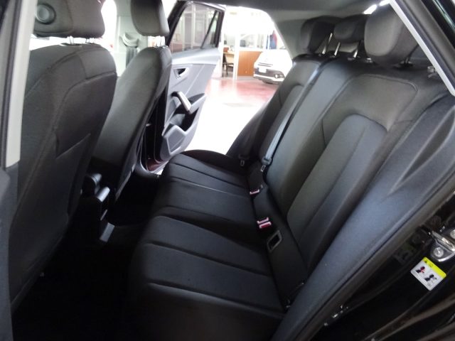 AUDI Q2 35 TFSI S TRONIC SLINE EDITION R - foto 11