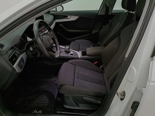 AUDI A4 AVANT 30 2.0 TDI BUSINESS SPORT  - foto 10