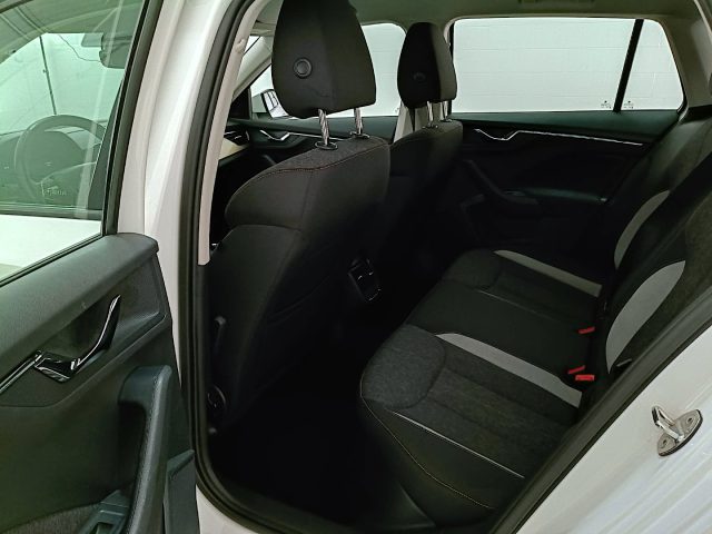 SKODA KAMIQ 1.0 TSI STYLE 110CV DSG - foto 13