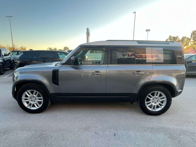 LAND ROVER DEFENDER VII 2020 110 110 3.0 I6 MHEV SE  - foto 7