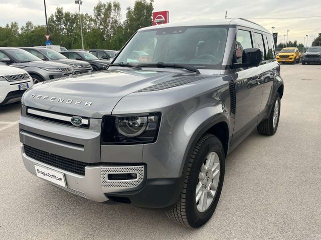 LAND ROVER DEFENDER VII 2020 110 110 3.0 I6 MHEV SE  - foto 15
