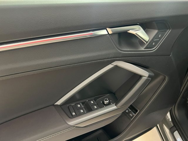 AUDI Q3 45 TFSI E S TRONIC S LINE EDITIO - foto 9