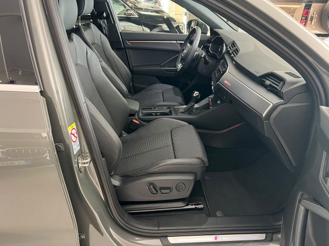 AUDI Q3 45 TFSI E S TRONIC S LINE EDITIO - foto 13