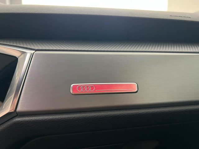 AUDI Q3 45 TFSI E S TRONIC S LINE EDITIO - foto 25