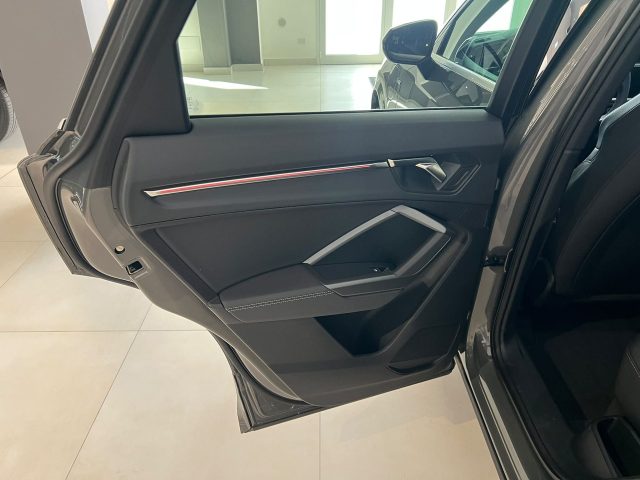 AUDI Q3 45 TFSI E S TRONIC S LINE EDITIO - foto 26