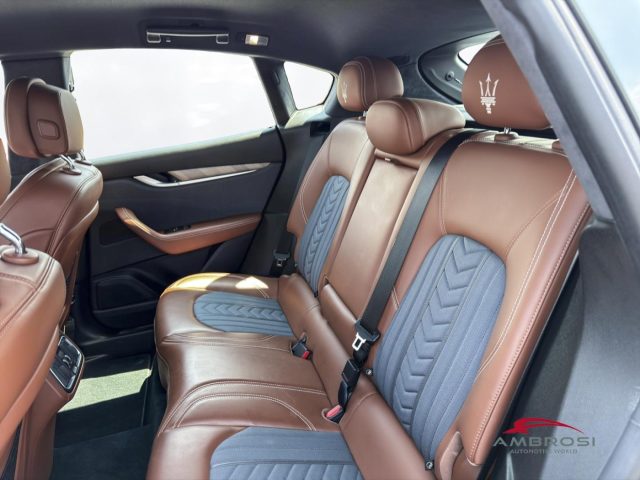 MASERATI LEVANTE LEVANTE V6 AWD GRANLUSSO - foto 11