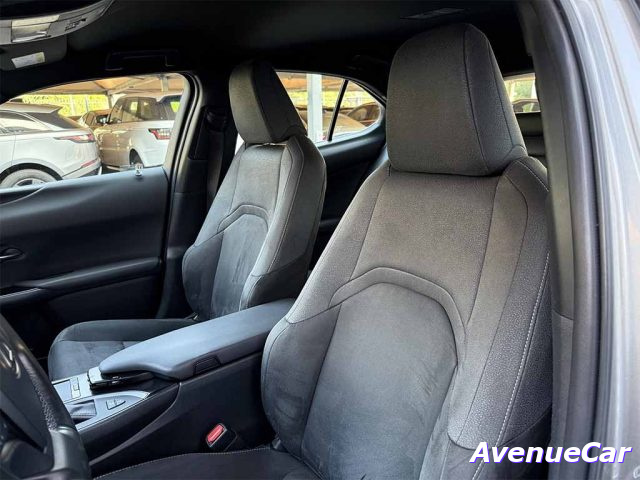 LEXUS UX 250H 2.0 BUSINESS TELECAMERA POST. IV - foto 21